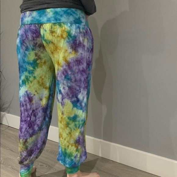 BNWT Tie Dye Boho Style Baggy Pants - Picture 2 of 3
